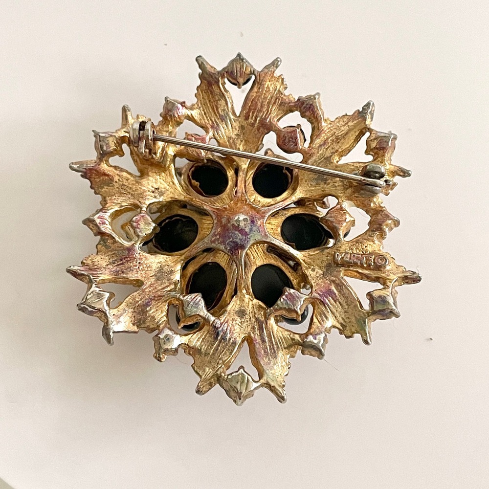 Vintage Black & White Floral Starburst Brooch with Cabochon Rhinestone D'ARNE 2" - Picture 6 of 9